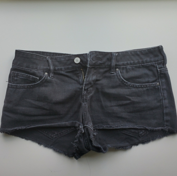 PACSUN BLACK LOWRISE JEAN SHORTS - Picture 2 of 4